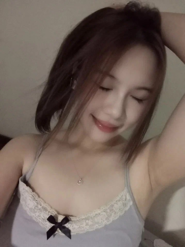 Em gái cùng cha khác mẹ: Anh biết là anh muốn làm tình với em mà