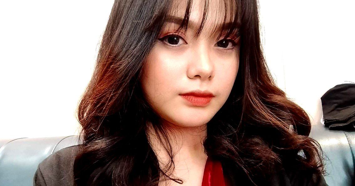 [Uncensored] Cảnh nóng 4P đánh nhau dâm đãng! Chịch từ phía trước rồi lại chịch từ phía sau! Hai người phụ nữ xếp chồng lên nhau để bú vú và bị địt từ phía sau, hét lên quá gợi cảm, tất đen một mảnh, quần lót bị kéo sang một bên và thủ dâm
